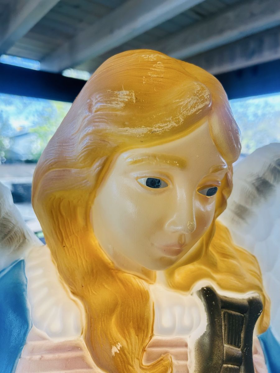 Main image 5