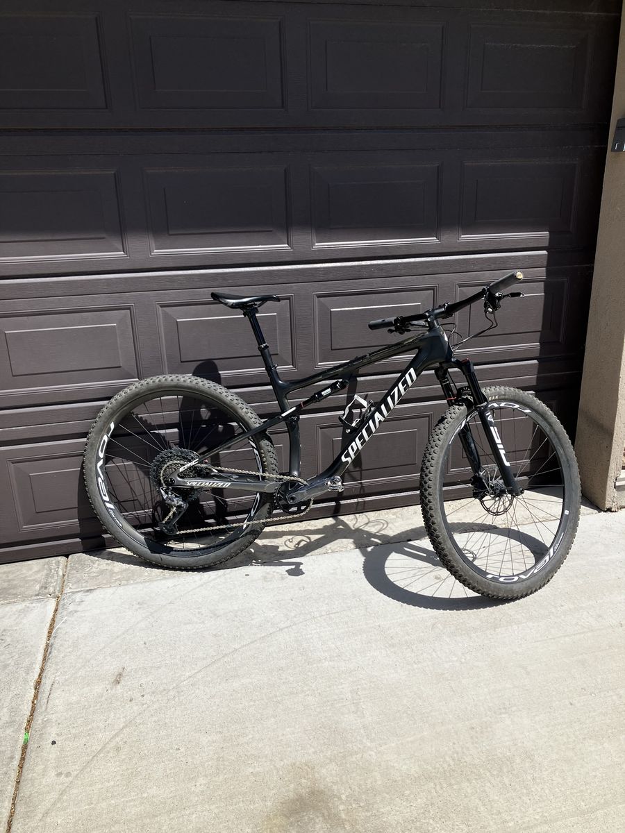2022 Specialized Epic Expert
