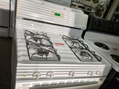 GREAT HOTPOINT WHITE 4 BURNER GAS RANGE! W-WARRANTY
