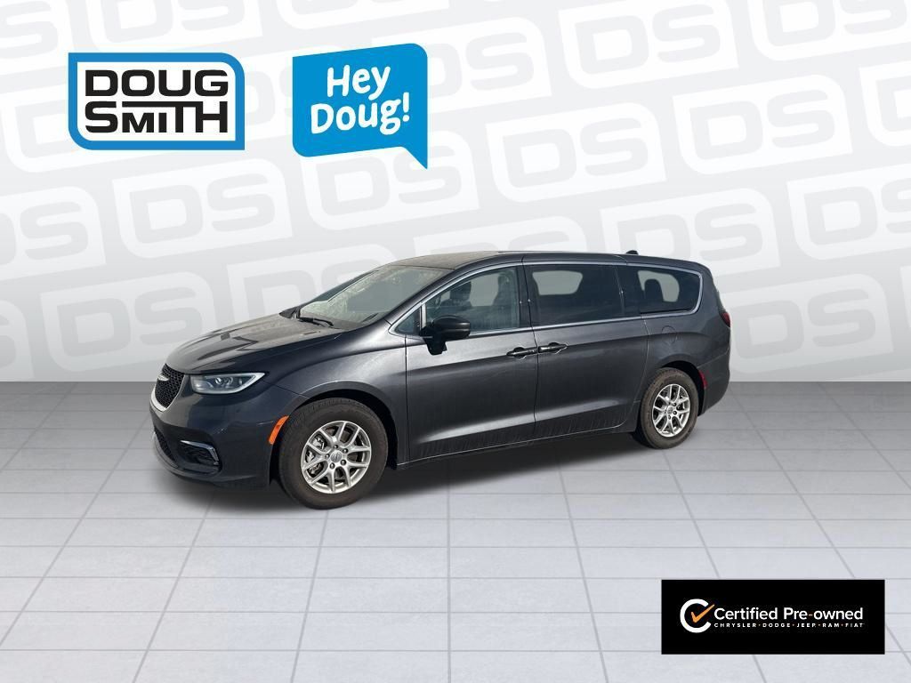 2023 Chrysler Pacifica Touring L