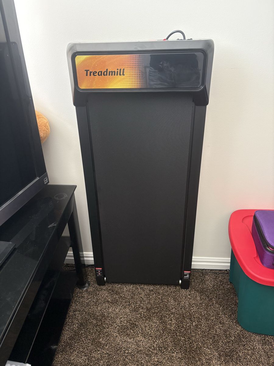 Indoor walking pad