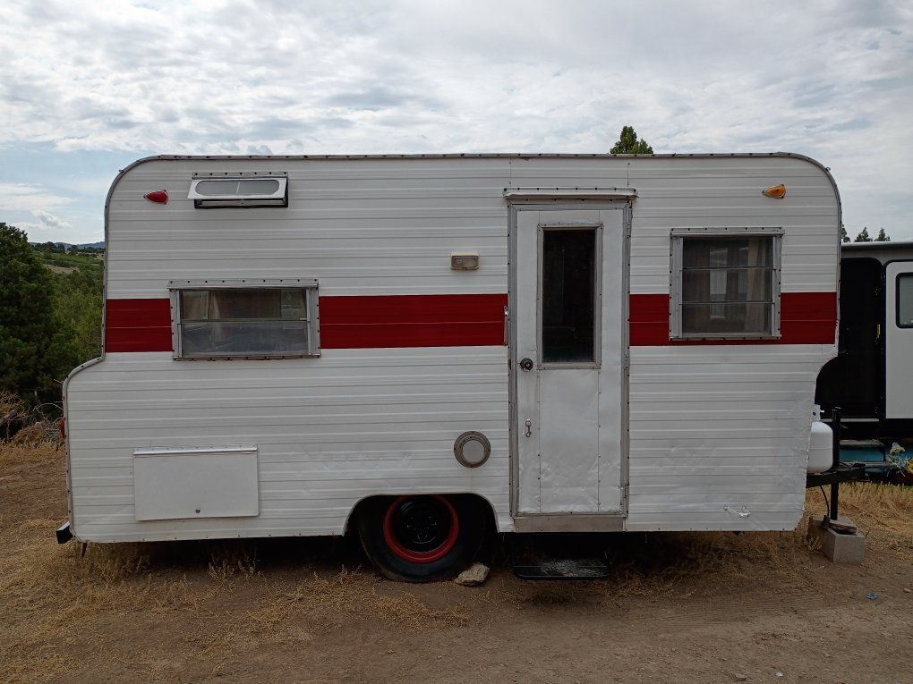 Vintage 1965 Travel Trailer - White & Red Stripe, Project Camper