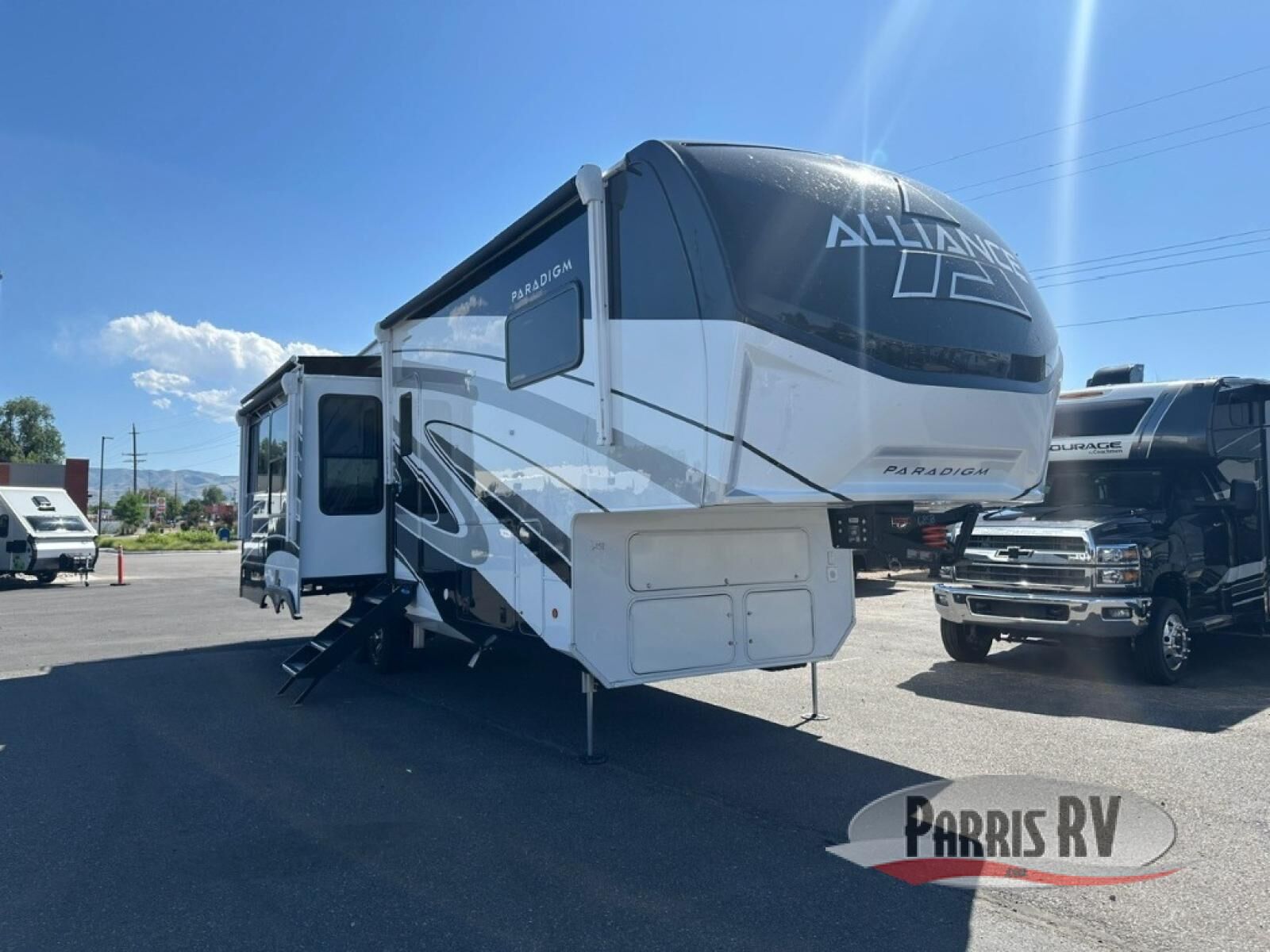New 2026 Alliance RV Paradigm 310RL