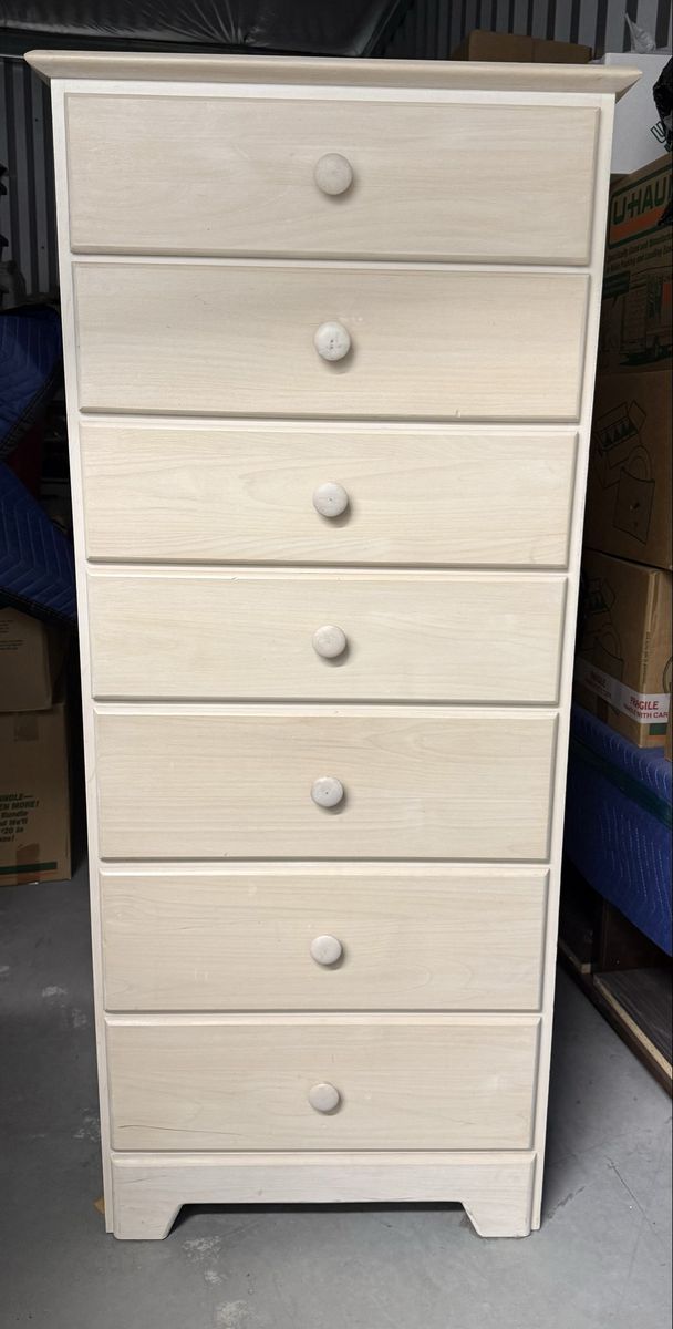 7 drawer dresser