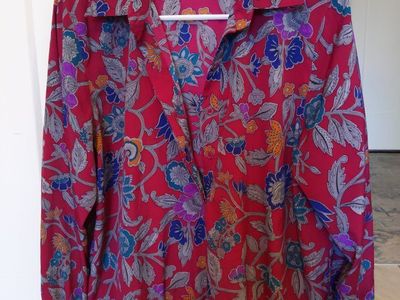 Vintage Alfred Dunner Women's Vintage Red Floral Long Sleeve Blouse Size 12 Polyester