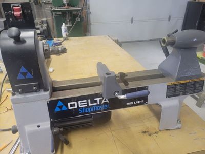 Delta Midi Lath