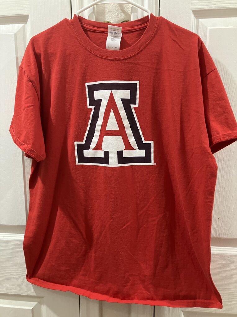Red University of Arizona T-Shirt with A Logo