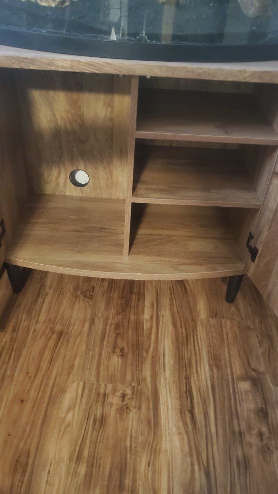 Main image 2