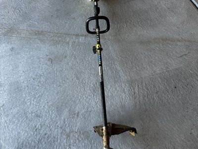 Ryobi 2-Cycle Gas String Trimmer Edger