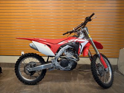 2018 Honda CRF250R Red - UH02989