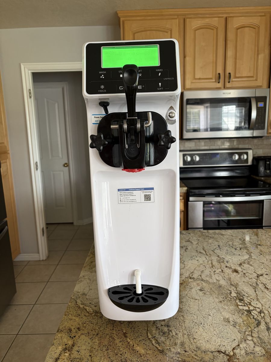 Soft Serve Ice Cream Machine