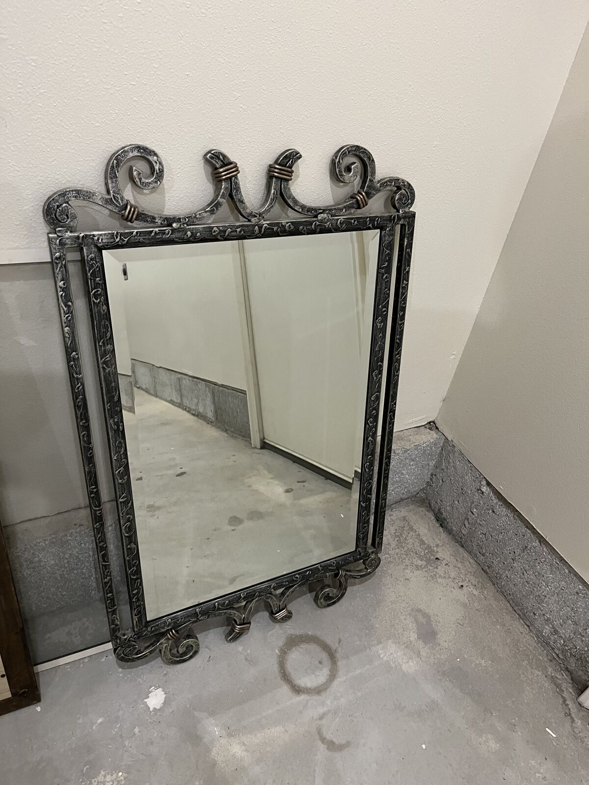 Wall Mirror 22.5” x 33.5”
