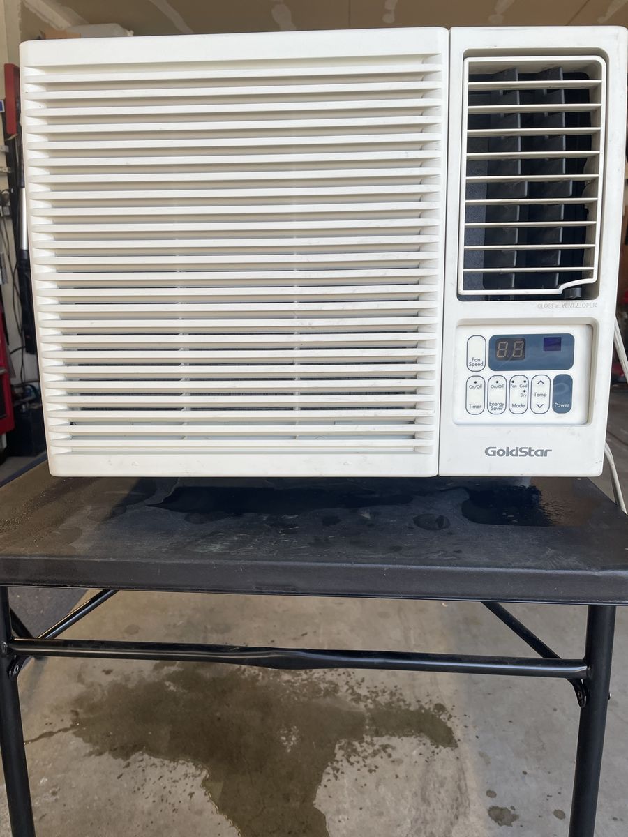 Goldstar Window Air Conditioner 7,800 BTU with Remote and Bracket