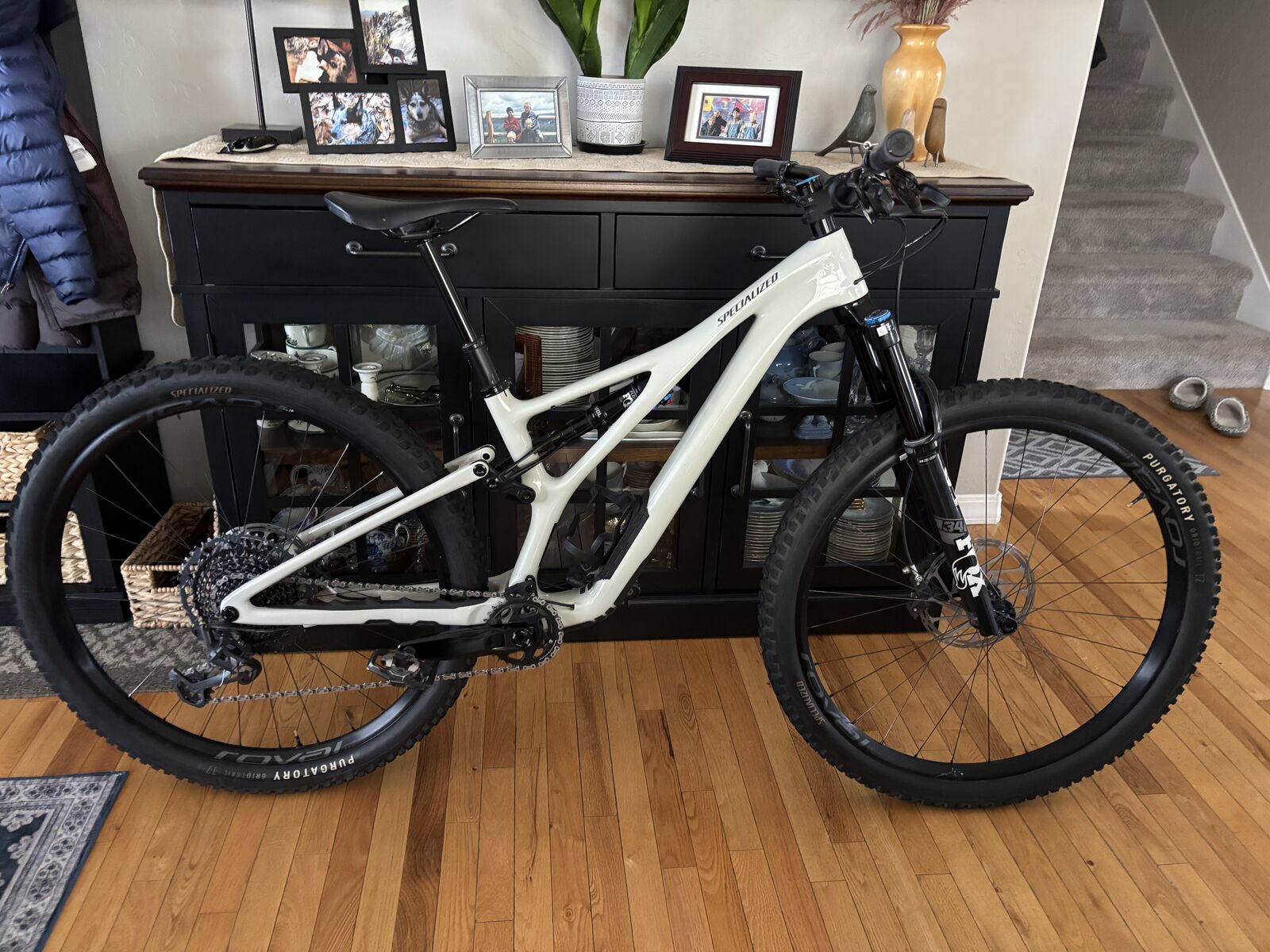 2023 Specialized Stumpjumper Expert – Size S2