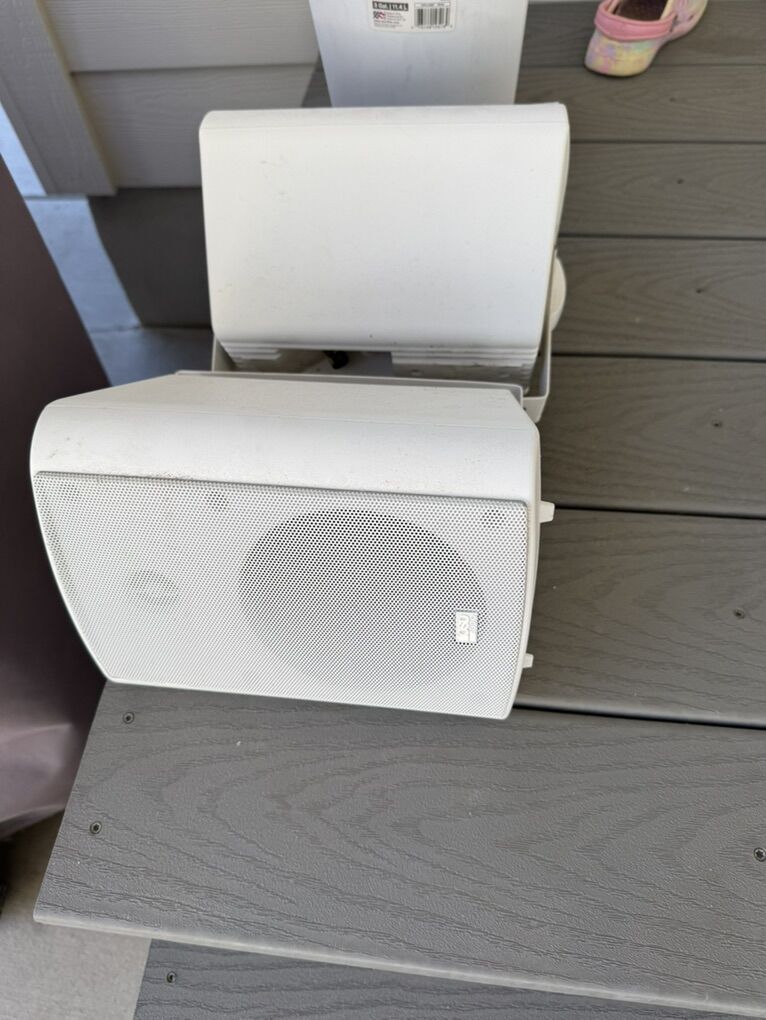 5.25 Outdoor Speakers