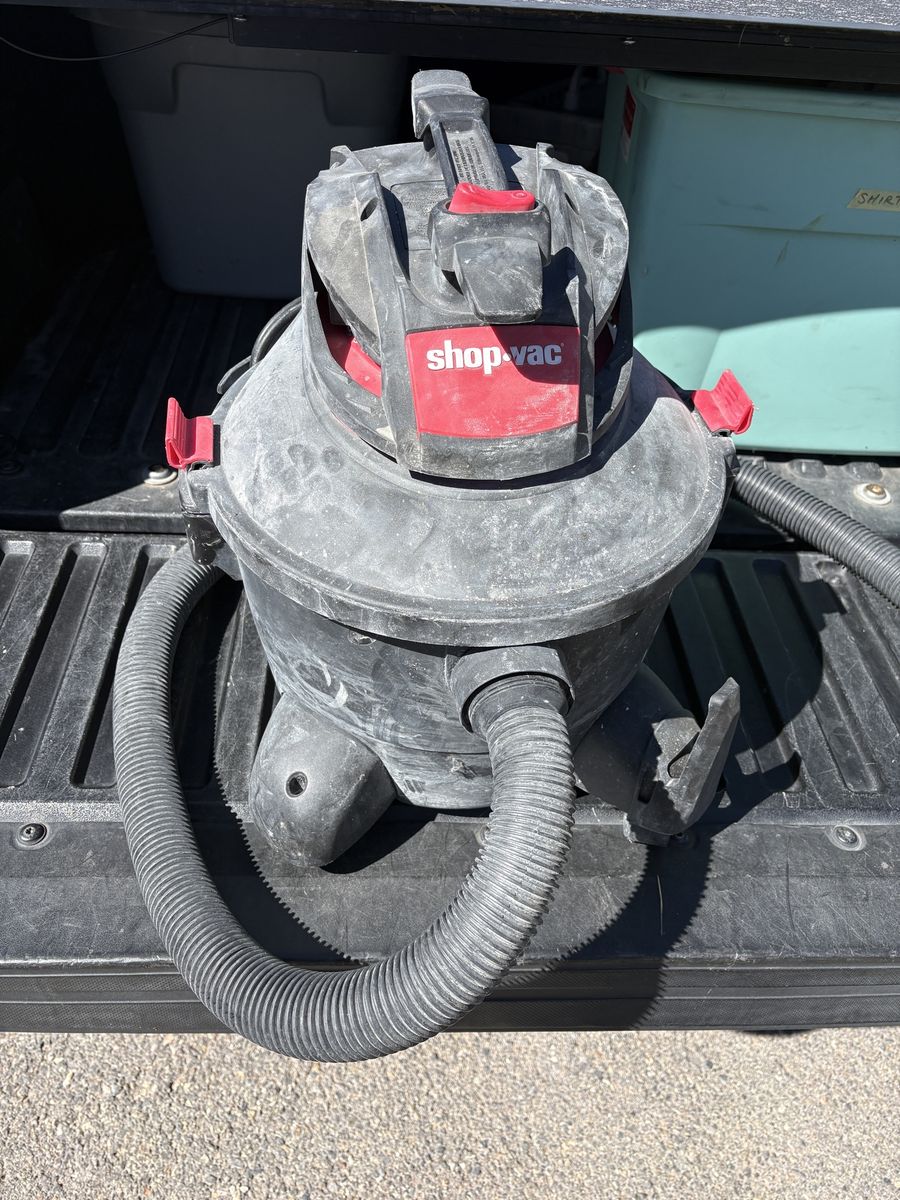 Shop vac vacuum