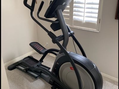 Elliptical Pro-Form 12.9, like new