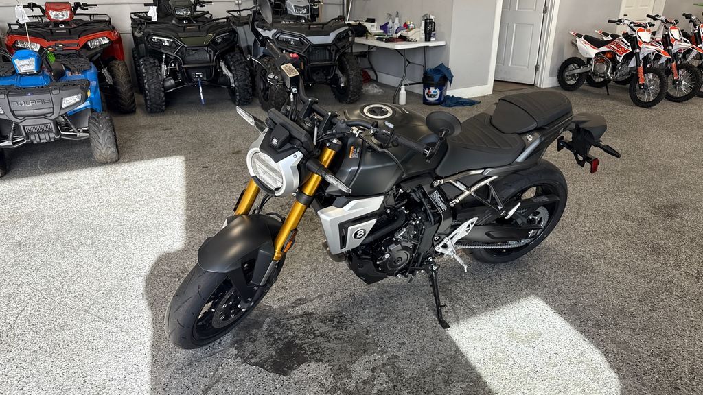 2026 SUZUKI GSX 8T - S00289-C