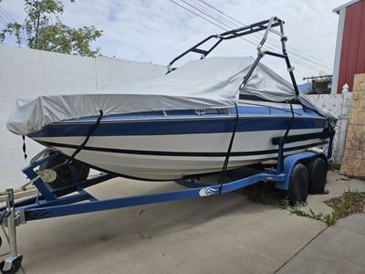 1989 Blue Water Ski Boat