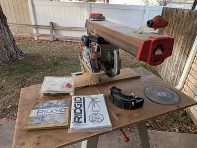 Ridgid 10-inch Radial Arm Saw with Stand, Molding Head/Dado Accessories, Original English and Spanish Manuals