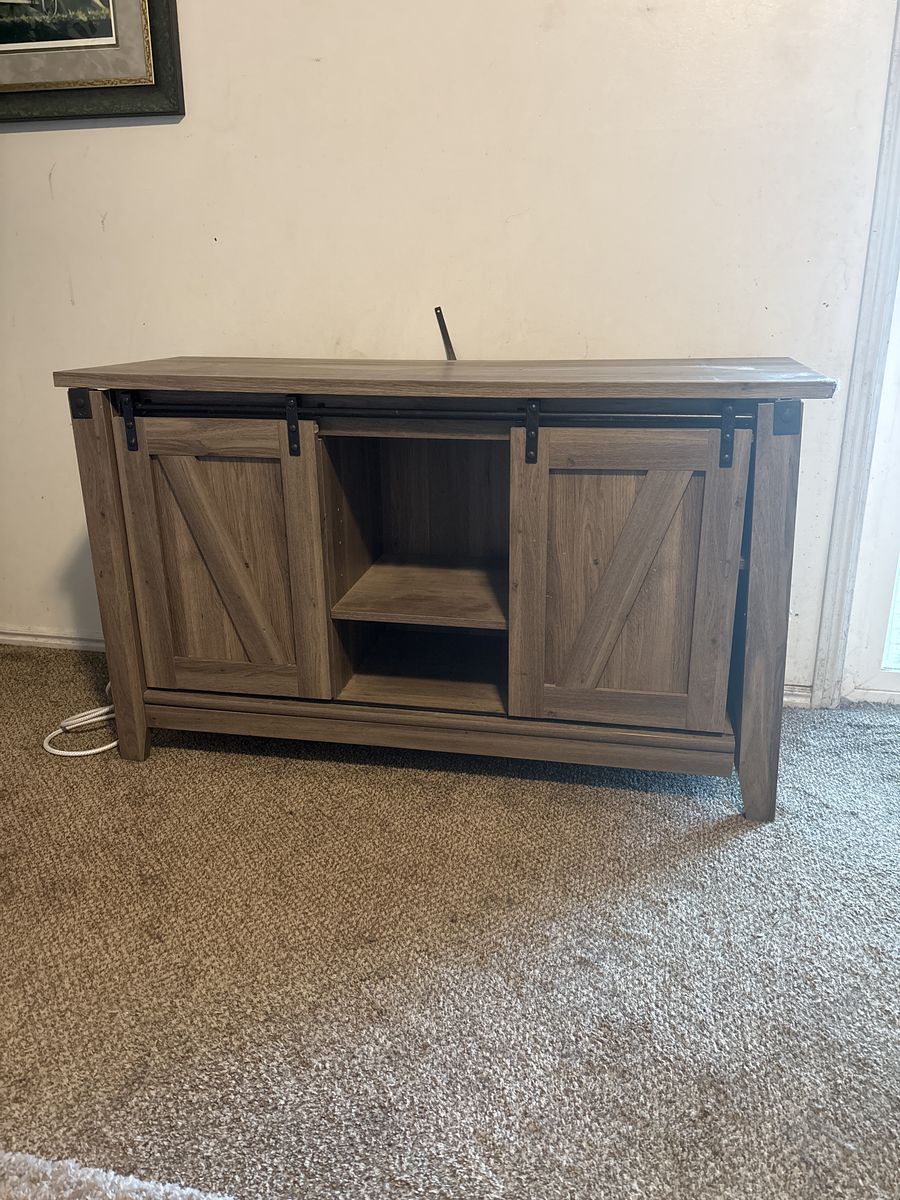 Free aquarium stand