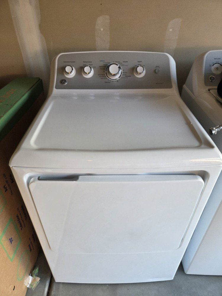 GE High Efficiency Washer/Dryer