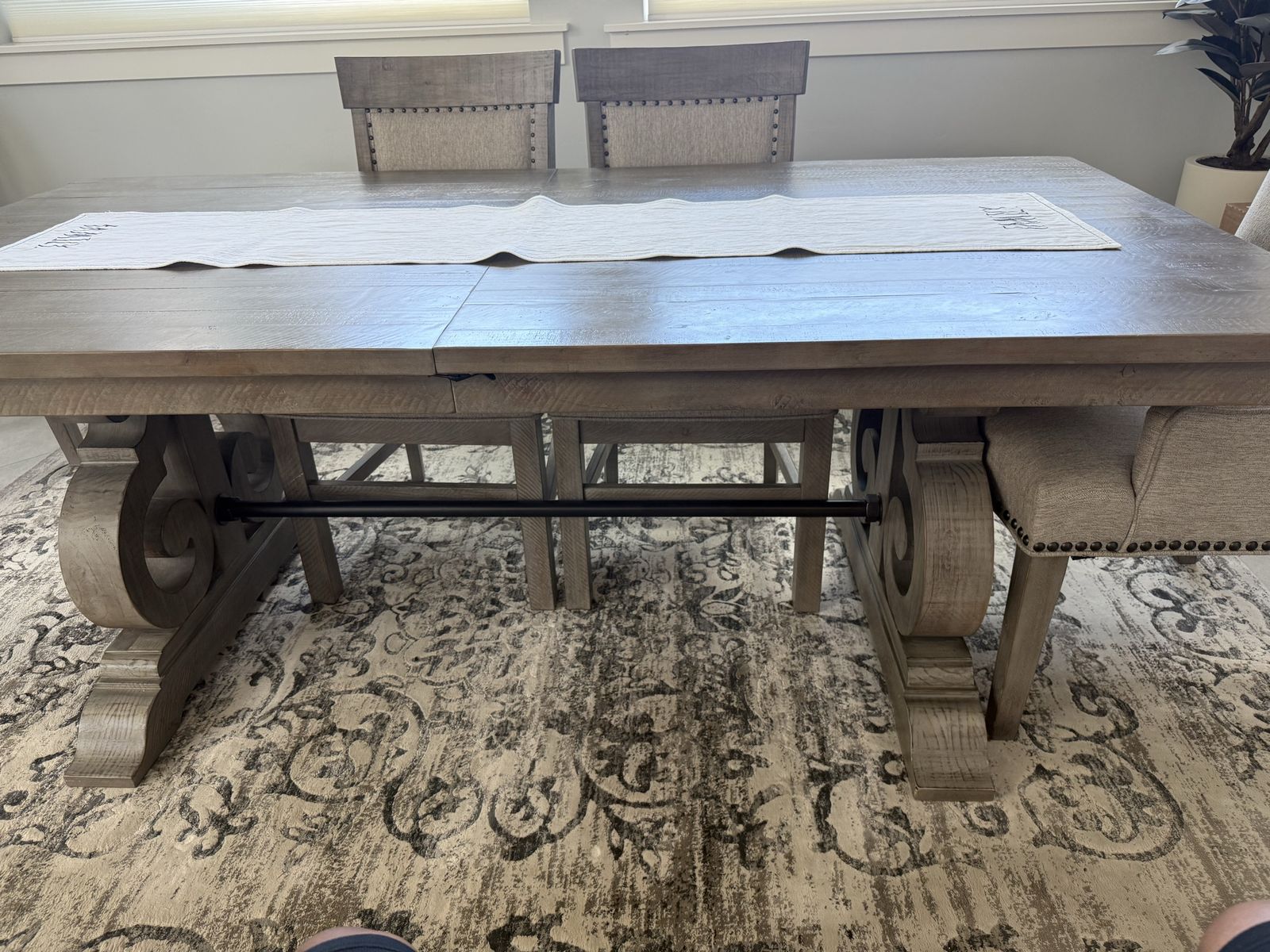 Rustic Wooden Extension Dining Table with 8 Upholstered Chairs