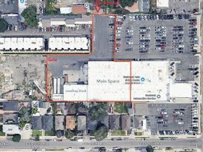 Warehouse for rent with loading docks