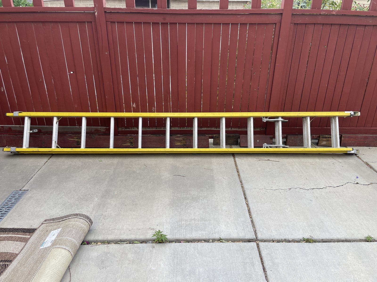 24-foot Green Bull Fiberglass Extension Ladder