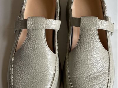 Dr. Scholl's Lulu T-Strap Mary Jane Shoes - Size 8.5M - Beige Leather Comfort Flats - New