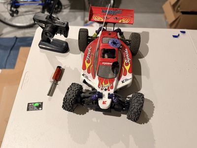 Nitro RC car
