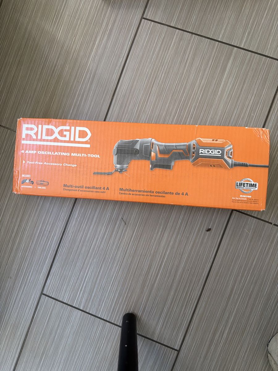 RIDGID R28700 4 Amp Oscillating Multi-Tool with Tool-Free Accessory Change - New in Box