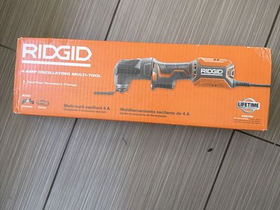 RIDGID R28700 4 Amp Oscillating Multi-Tool with Tool-Free Accessory Change - New in Box