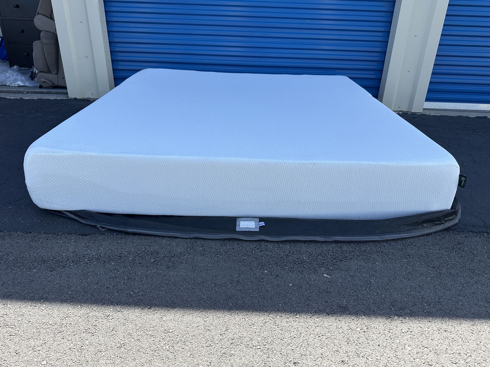 King Zinus Green Tree Memory Foam Mattress
