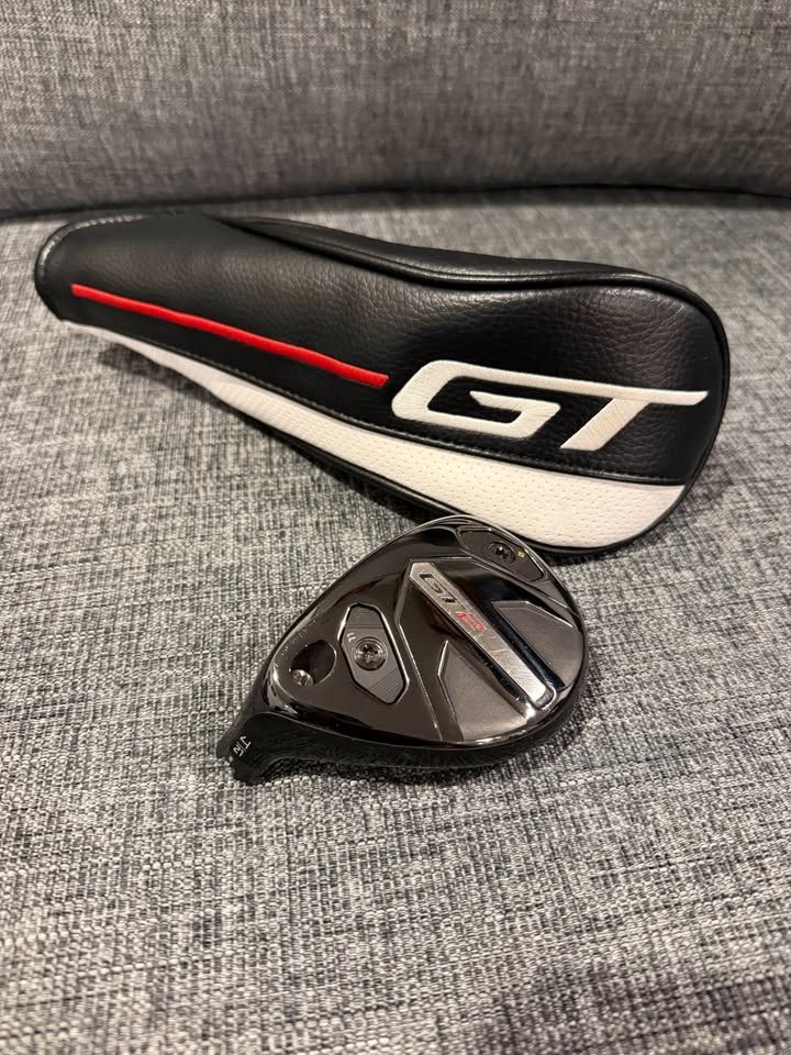 Left Hand Titleist GT2 21* 4 Hybrid Head and Headcover - Excellent