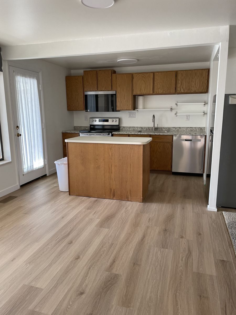 10'3" Used Kitchen Cabinets/Counter + 4' Island. Great for a basement apartment!