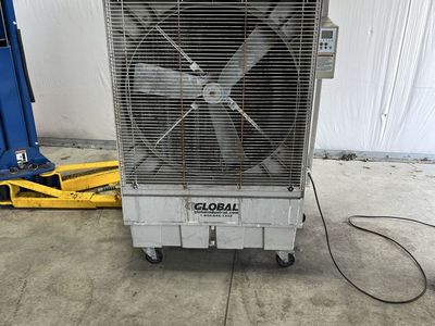 Portable evaporative cooler swamp cooler