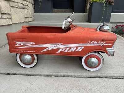 1950-1960 MURRAY Pedal Car FIRE CHIEF Vintage ROCKET SHIP Original Paint WORKS! Antique RED Riding Car TOY