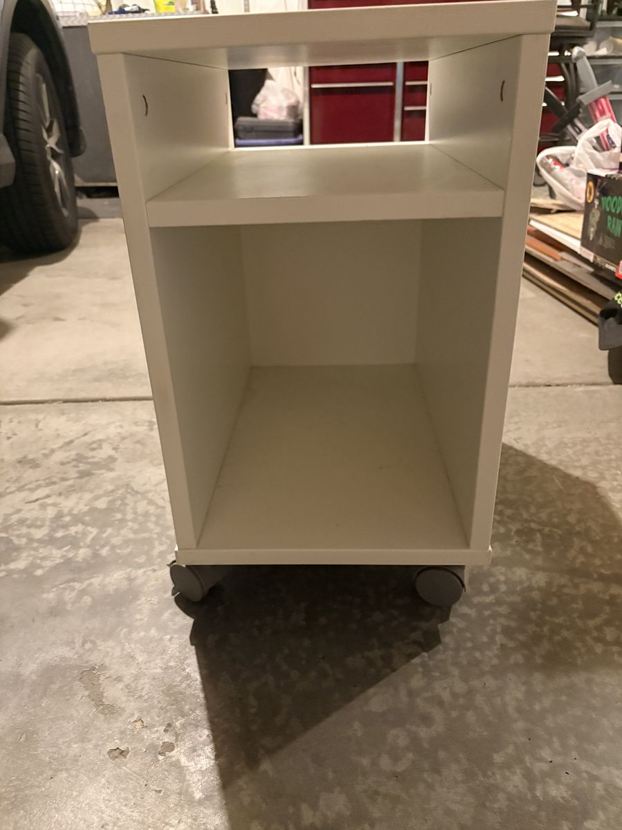 Rolling End Table