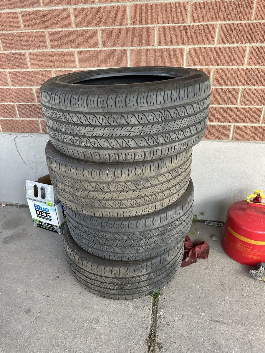 255/45/19 Tires Set Of 4