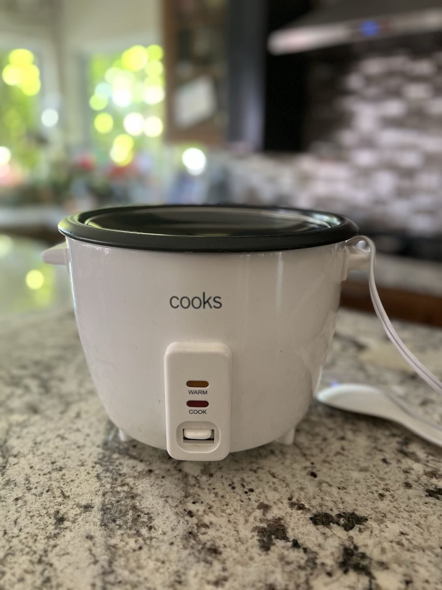 8-Cup Rice Cooker