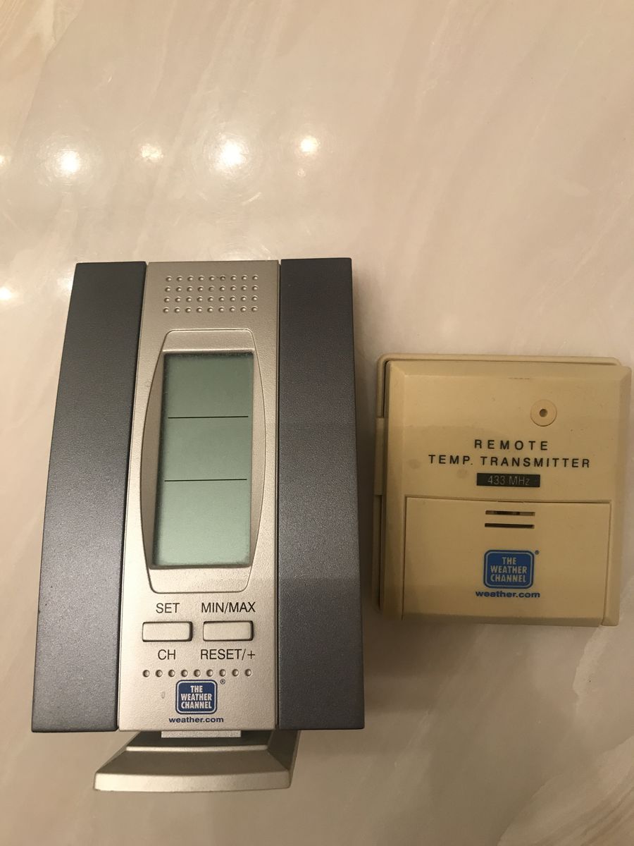 The Weather Channel Wireless Thermometer WS-7013TWC  Remote Temp Transmitter station Celsius/Fahrenheit