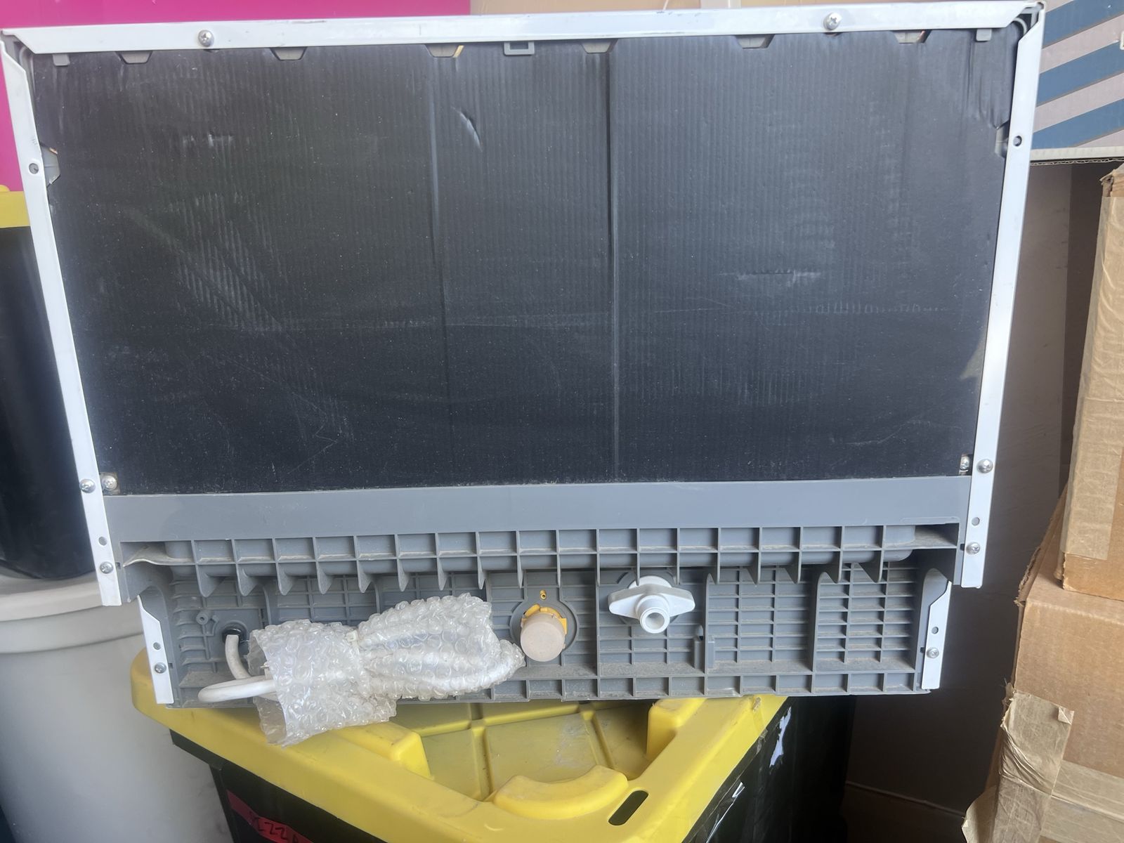 Main image 6