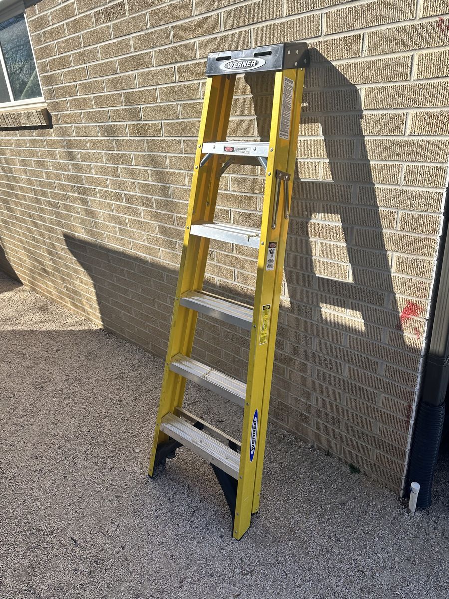 6' Fiberglass Werner Ladder
