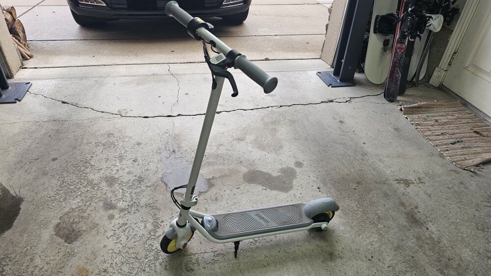 Ninebot C8 Kids Electric Kickscooter