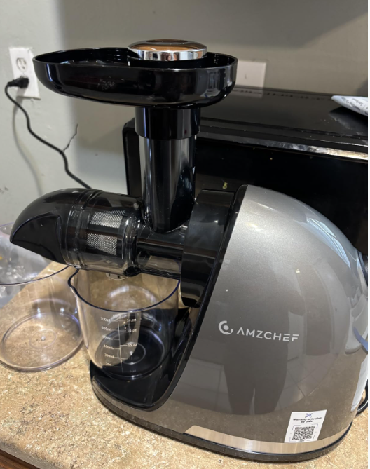 New in box Cold Press Masticating Juicer