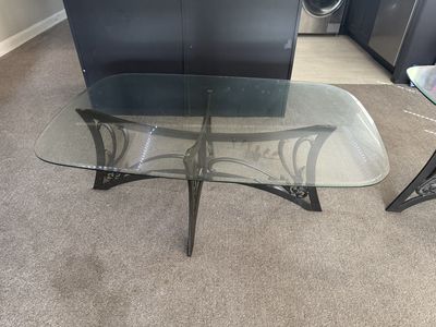 Glass coffee table and end table
