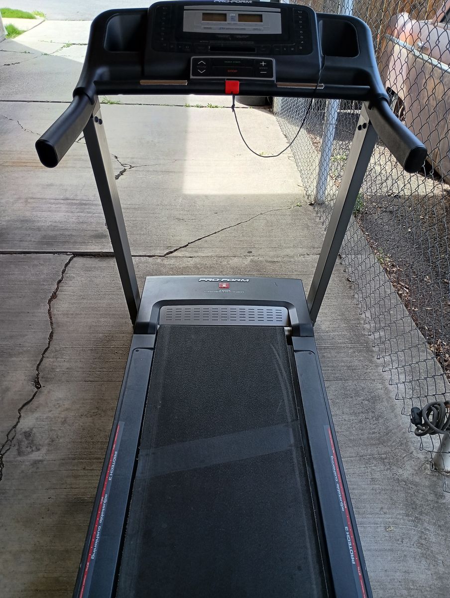 Pro-Form 1 Series 765 CrossTrain Treadmill