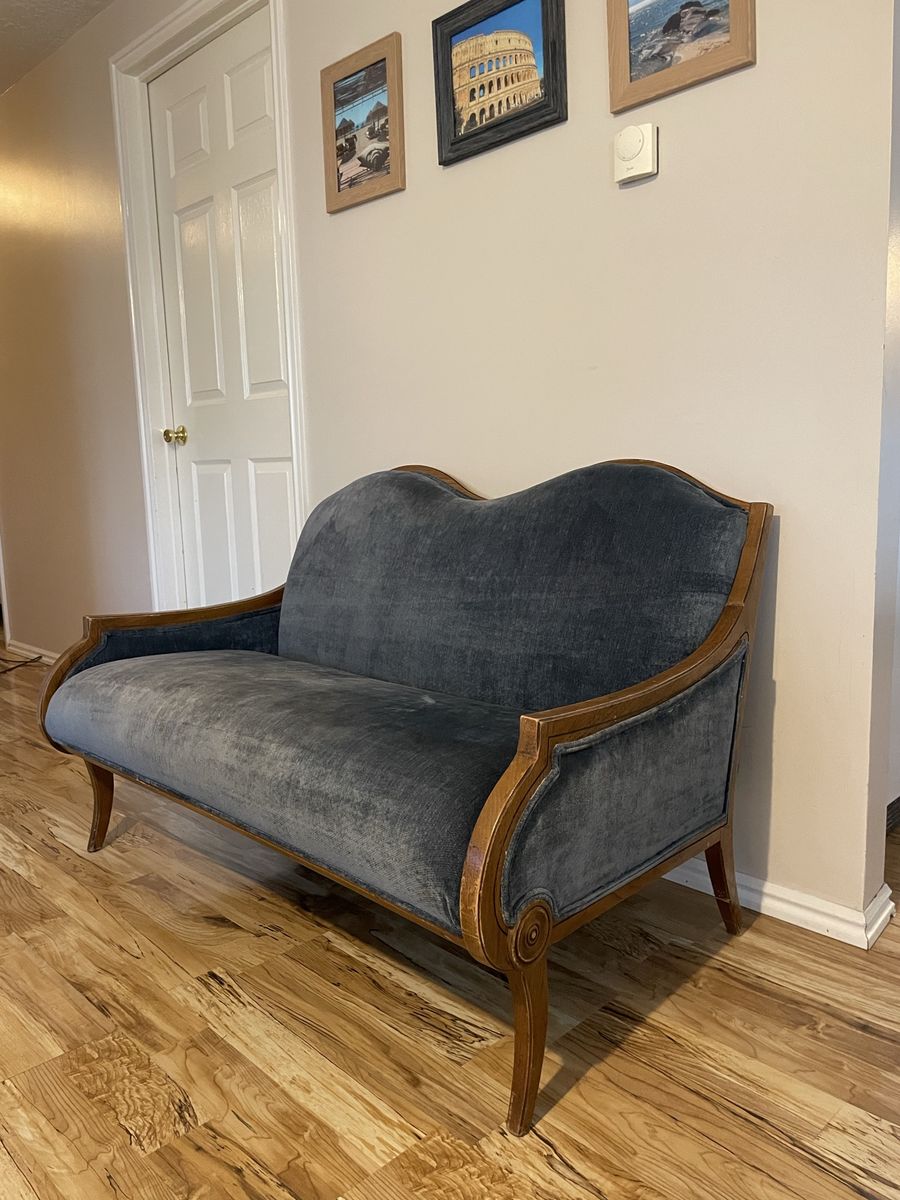 Vintage French Provincial Style Carved Wood Settee – Blue Velvet- Loveseat 