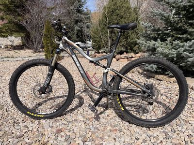 2013 Specialized Safire Comp - Women's Full Suspension MTB | $550